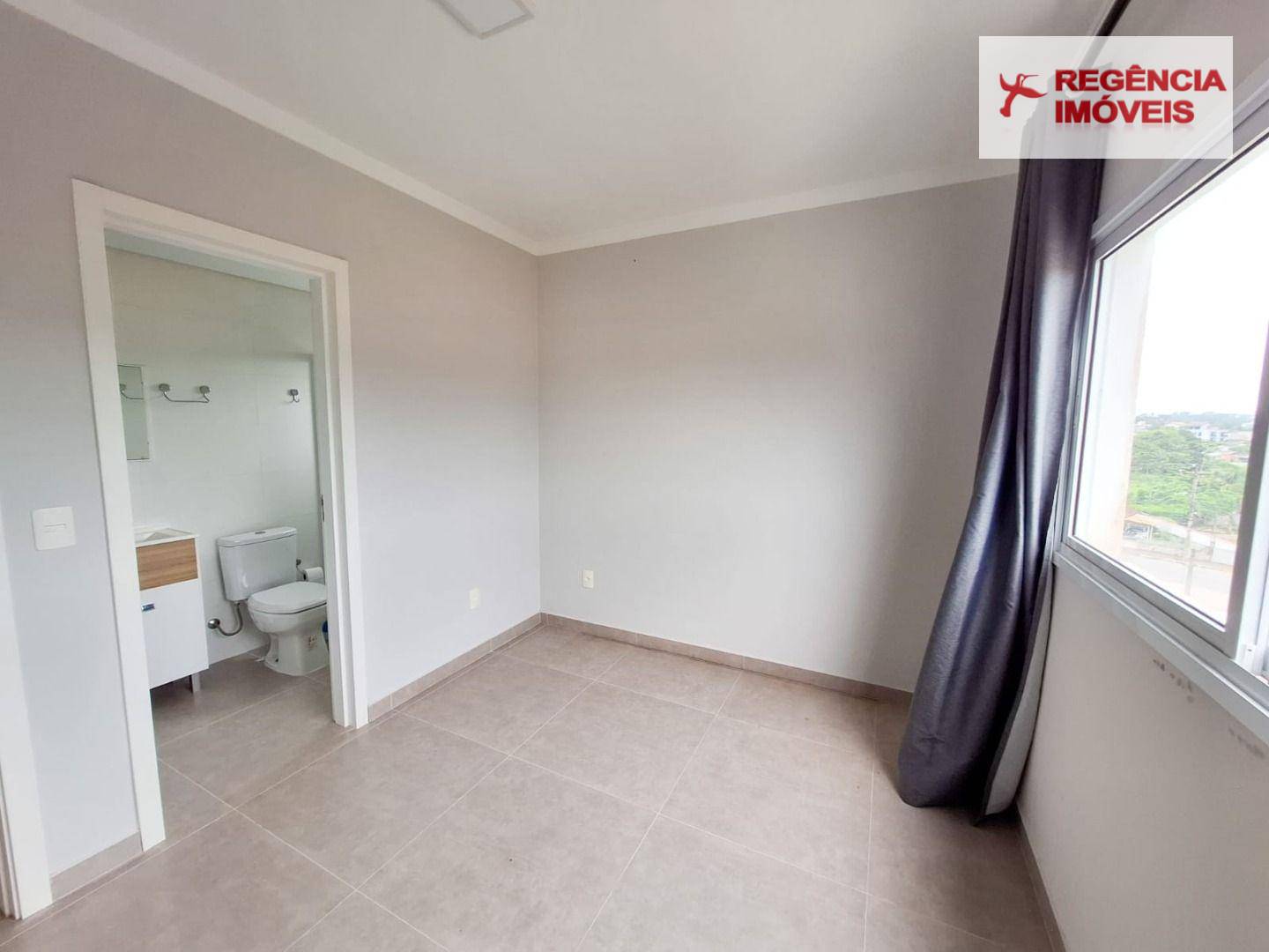 Apartamento à venda com 2 quartos, 65m² - Foto 17