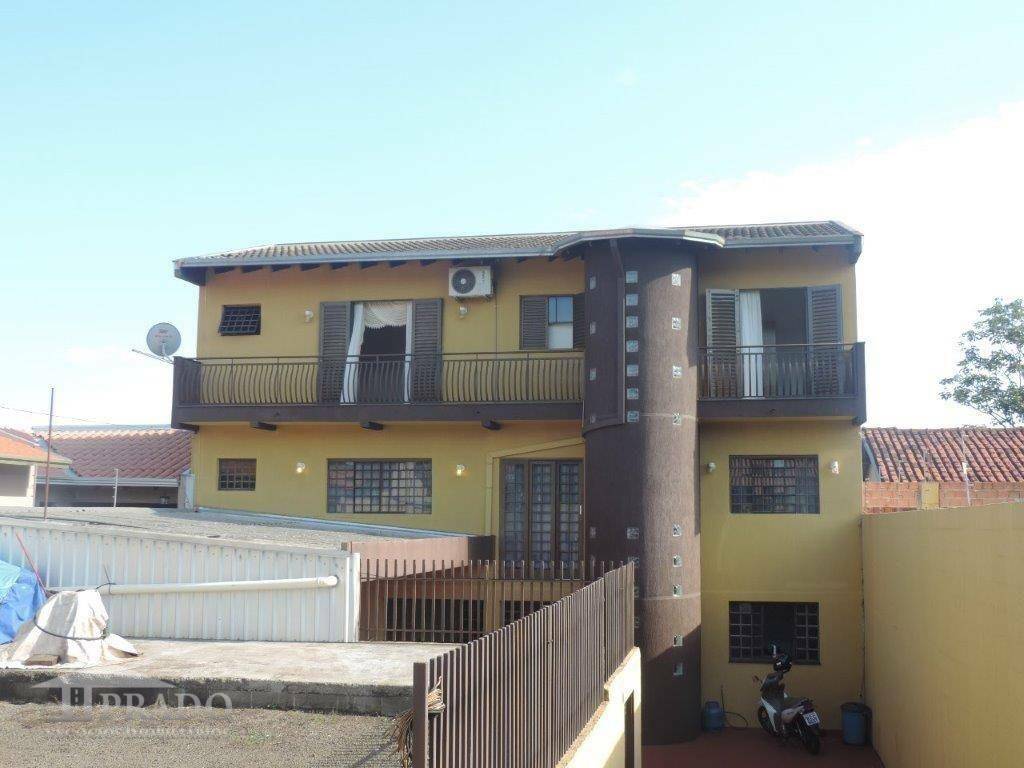 Sobrado à venda com 3 quartos, 174m² - Foto 1