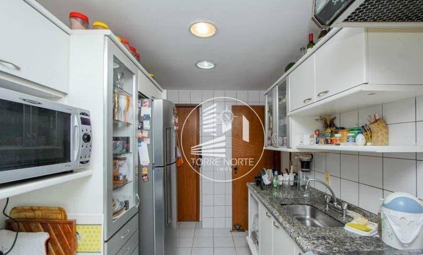 Apartamento à venda com 3 quartos, 105m² - Foto 6