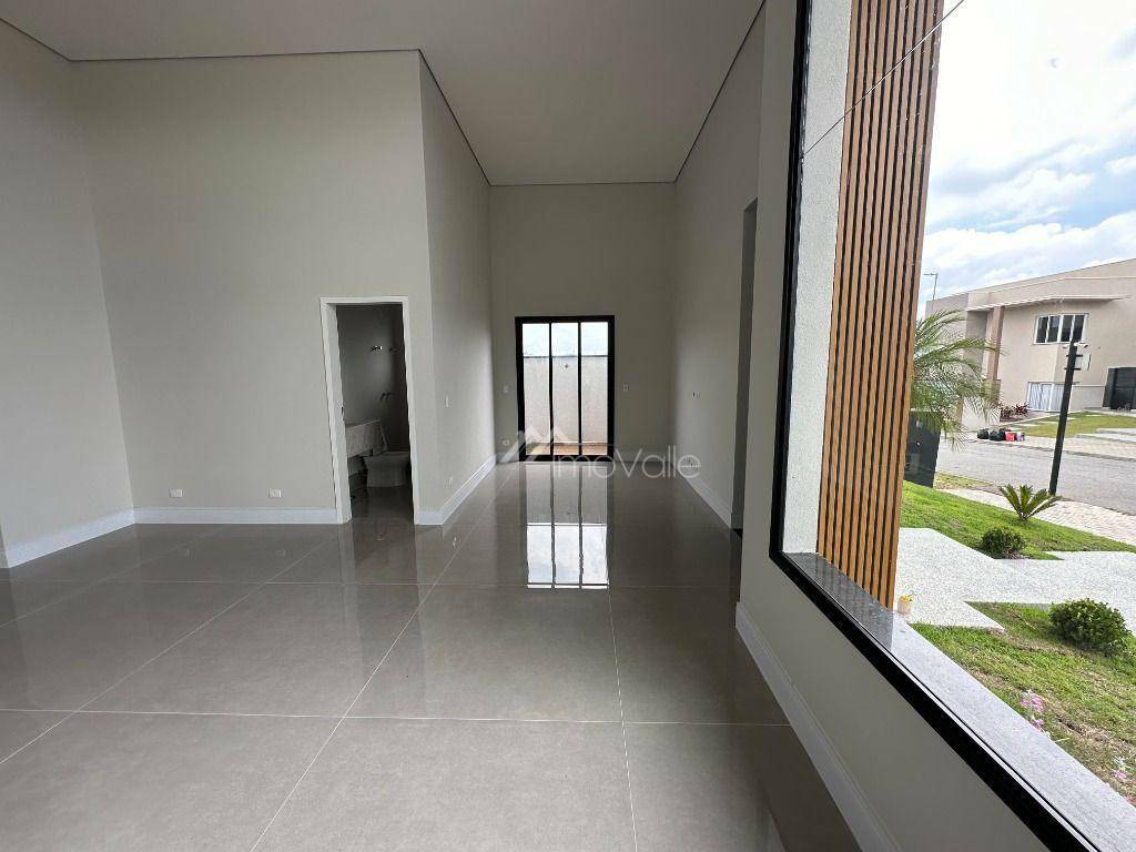 Casa de Condomínio à venda com 3 quartos, 270m² - Foto 2