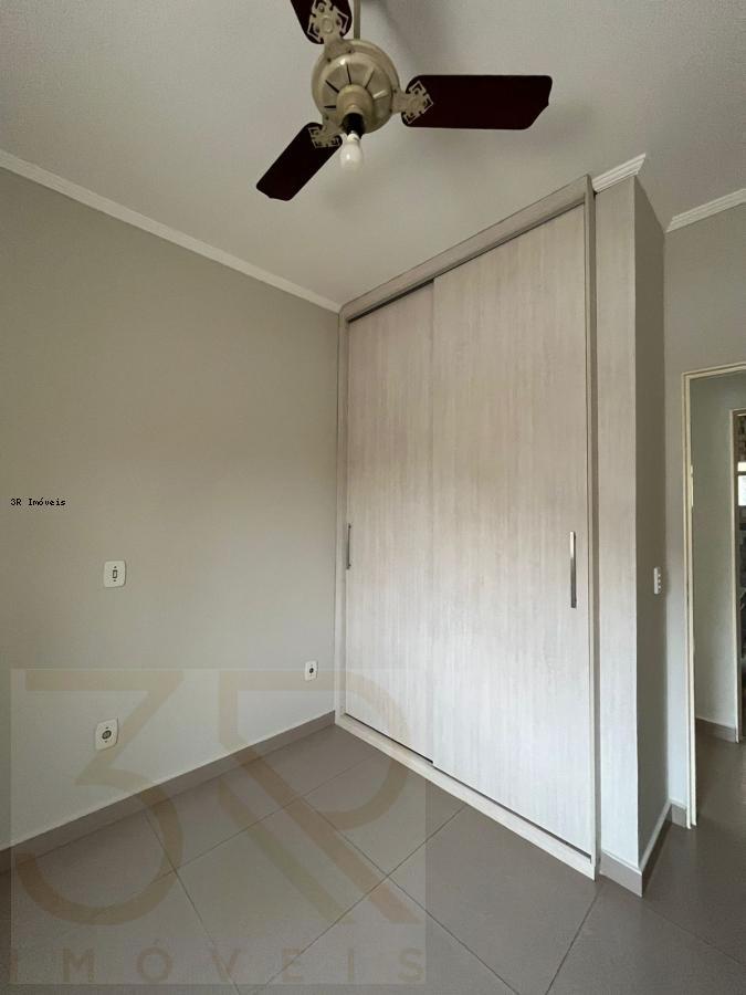 Apartamento para alugar com 3 quartos, 71m² - Foto 11