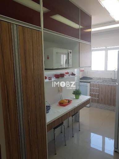 Apartamento à venda com 3 quartos, 140m² - Foto 13