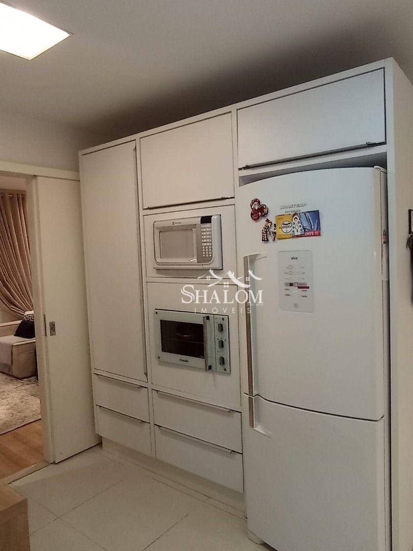 Apartamento à venda com 3 quartos, 101m² - Foto 8