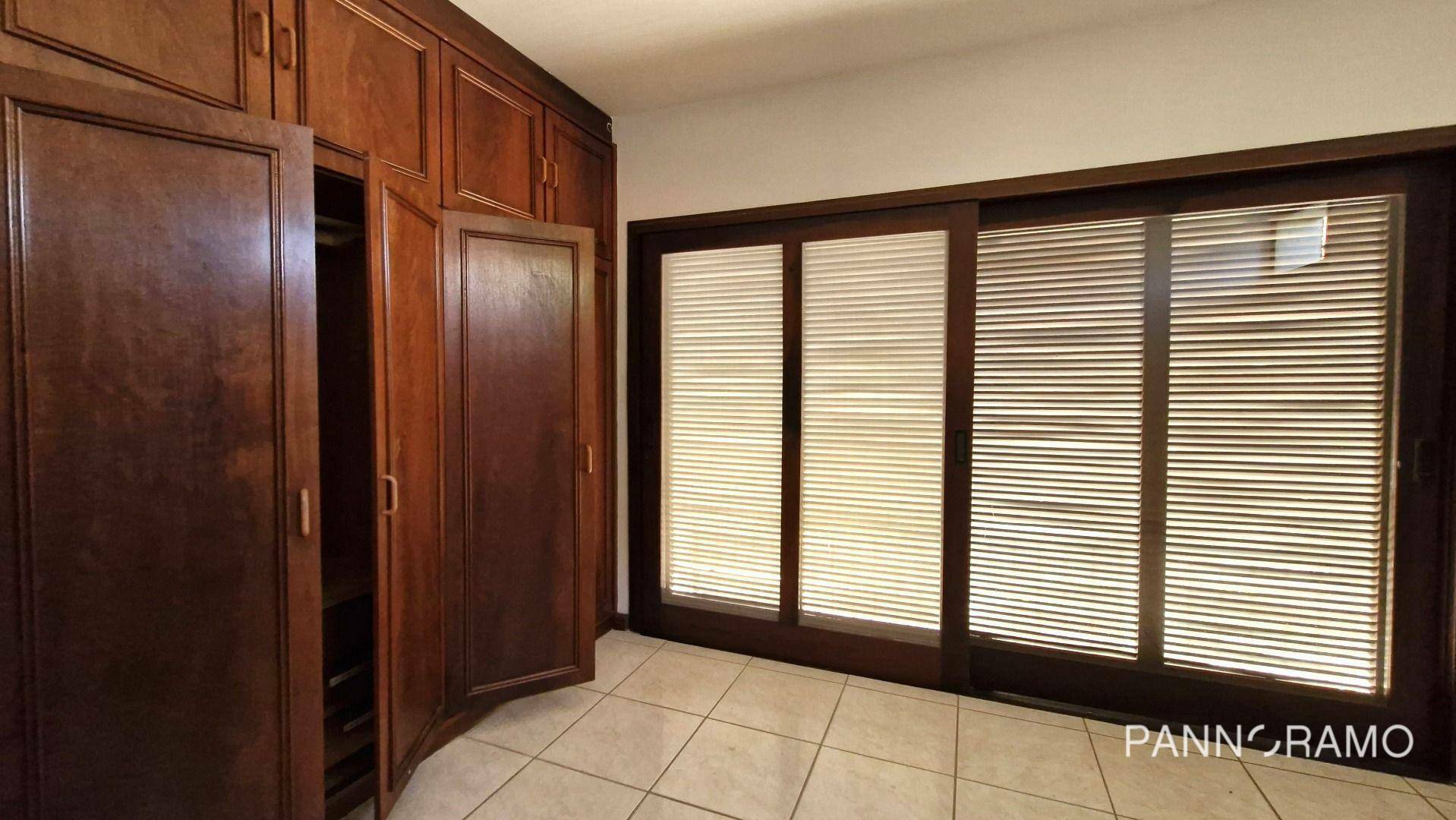 Casa para alugar com 5 quartos, 920m² - Foto 33