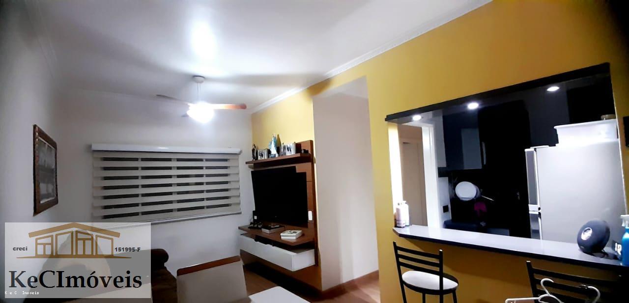 Apartamento à venda com 2 quartos, 44m² - Foto 1