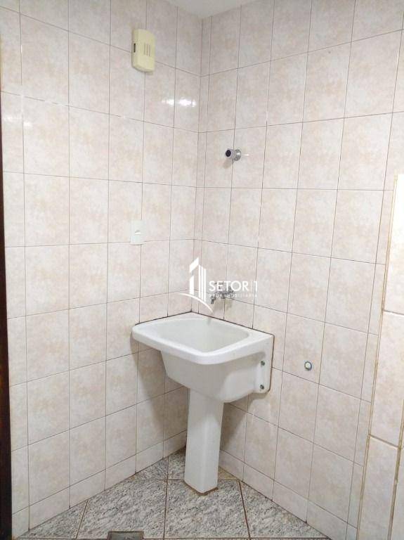 Apartamento para alugar com 3 quartos, 110m² - Foto 22