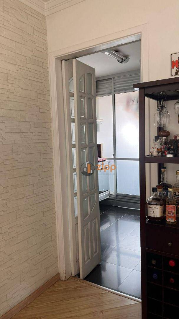 Apartamento à venda com 3 quartos, 60m² - Foto 26