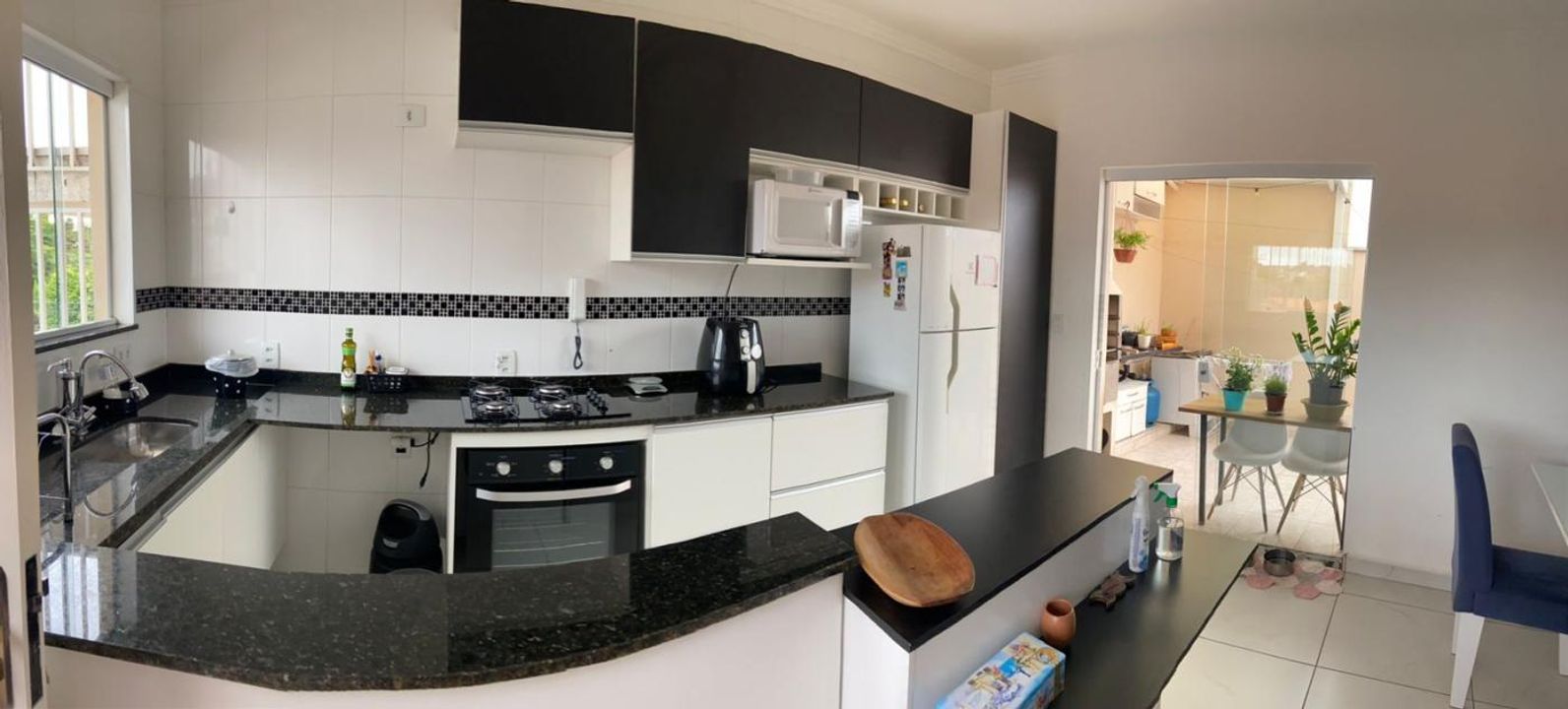 Apartamento à venda com 2 quartos, 70m² - Foto 1