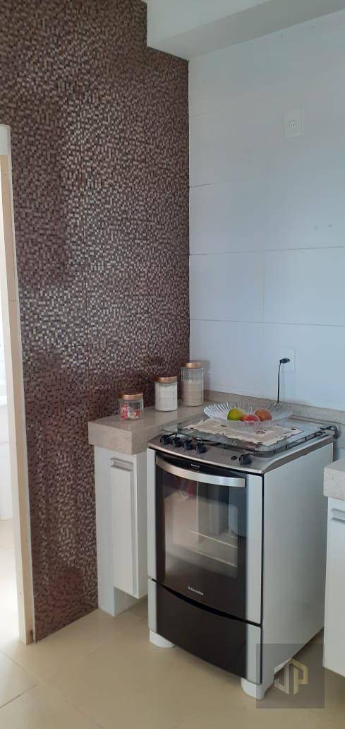 Apartamento à venda com 3 quartos, 94m² - Foto 6