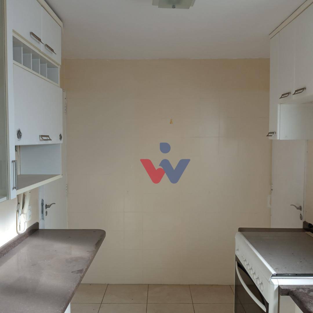 Apartamento à venda com 3 quartos, 110m² - Foto 12