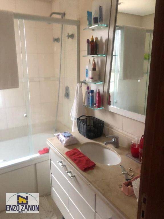 Apartamento à venda com 3 quartos, 130m² - Foto 17