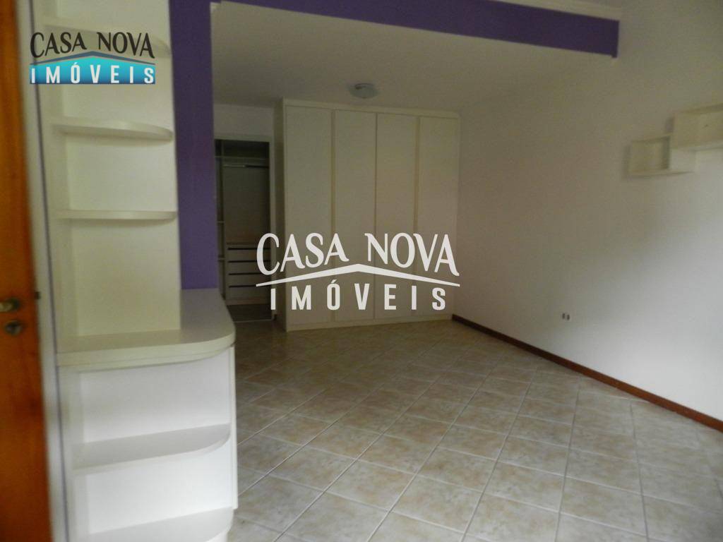 Casa de Condomínio para alugar com 3 quartos, 325m² - Foto 20