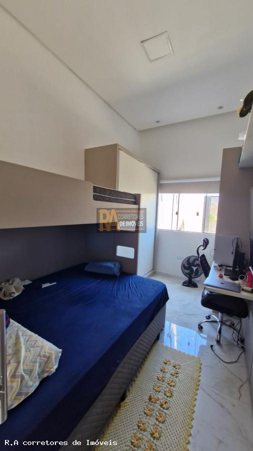Casa à venda com 2 quartos, 1m² - Foto 8