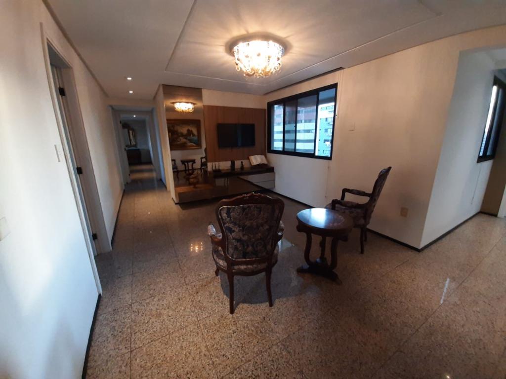 Apartamento à venda com 4 quartos, 320m² - Foto 18