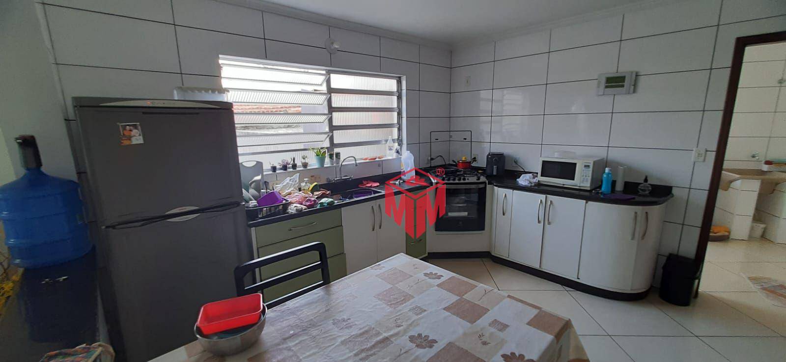 Sobrado à venda com 3 quartos, 253m² - Foto 11