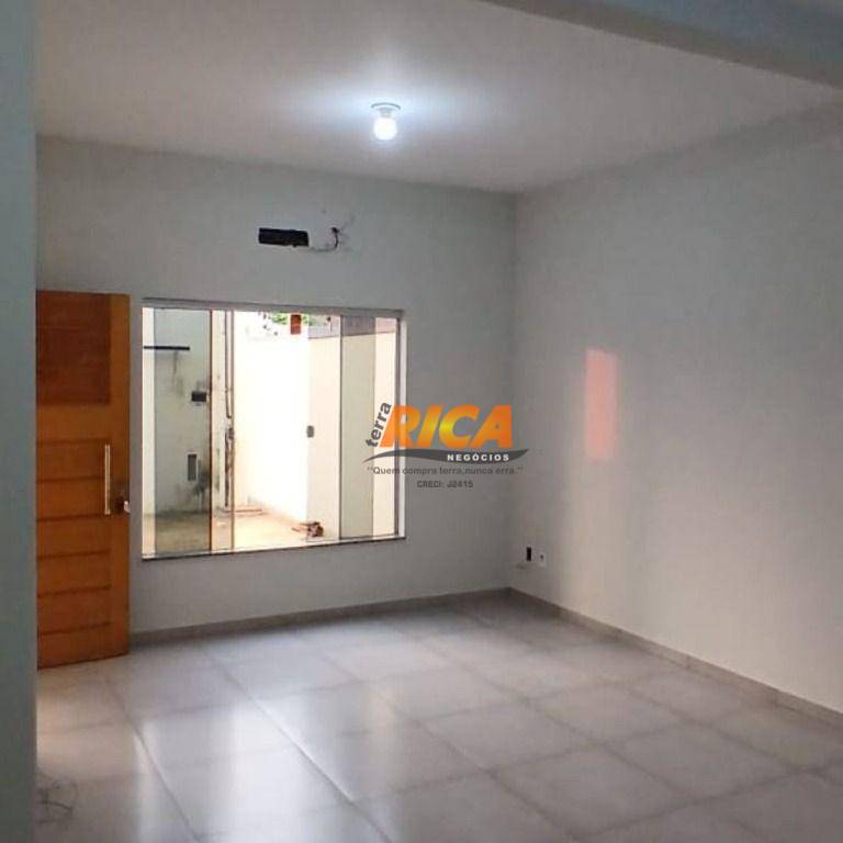 Casa à venda com 2 quartos, 113m² - Foto 7