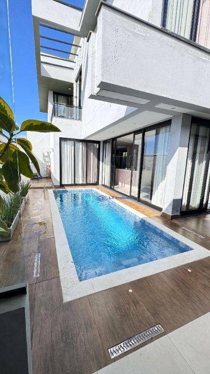Sobrado à venda com 3 quartos, 211m² - Foto 2
