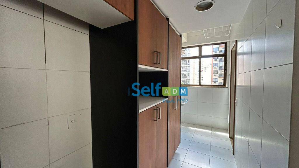 Apartamento para alugar com 3 quartos, 120m² - Foto 12