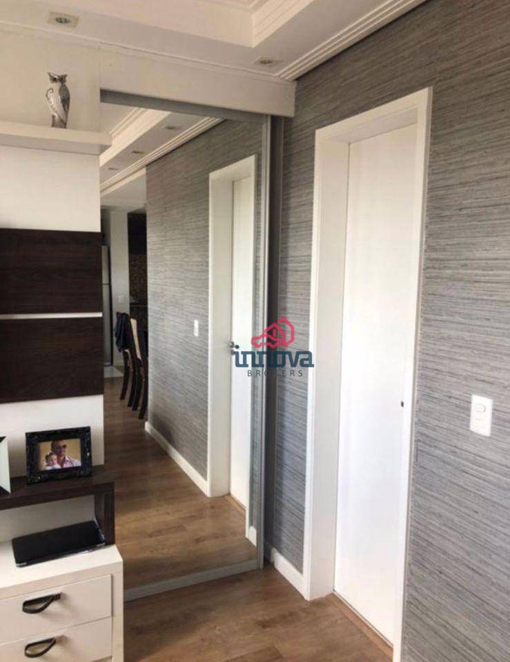 Apartamento à venda com 2 quartos, 70m² - Foto 17