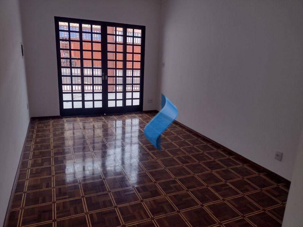 Casa à venda com 3 quartos, 280m² - Foto 16