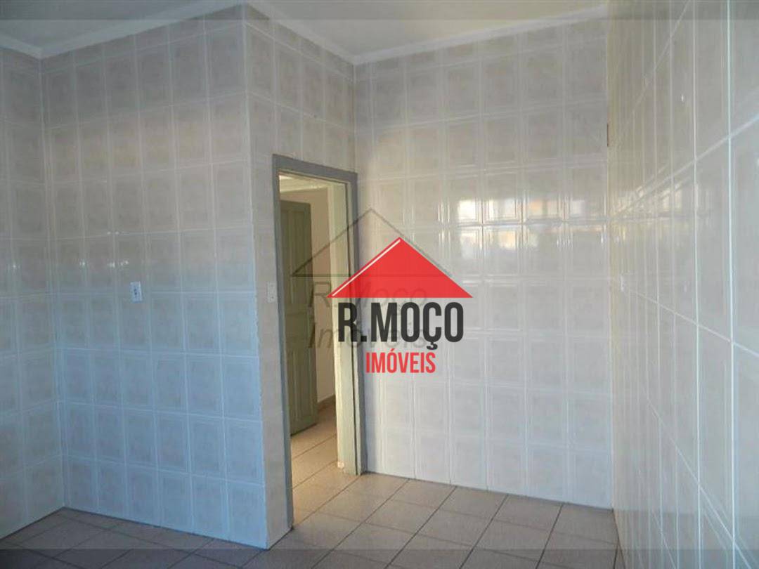 Apartamento para alugar com 1 quarto, 40m² - Foto 12