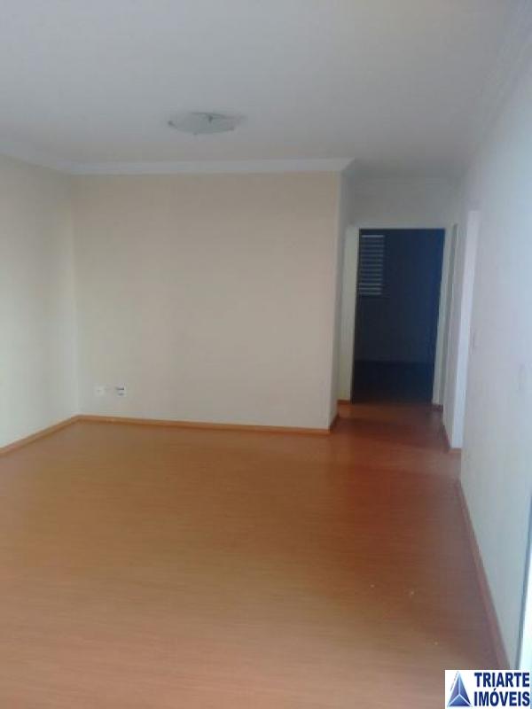 Apartamento à venda com 3 quartos, 74m² - Foto 1