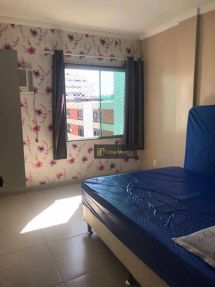 Apartamento à venda com 3 quartos, 156m² - Foto 2