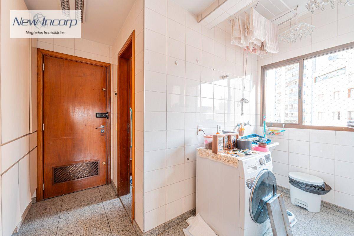 Apartamento à venda com 4 quartos, 150m² - Foto 18