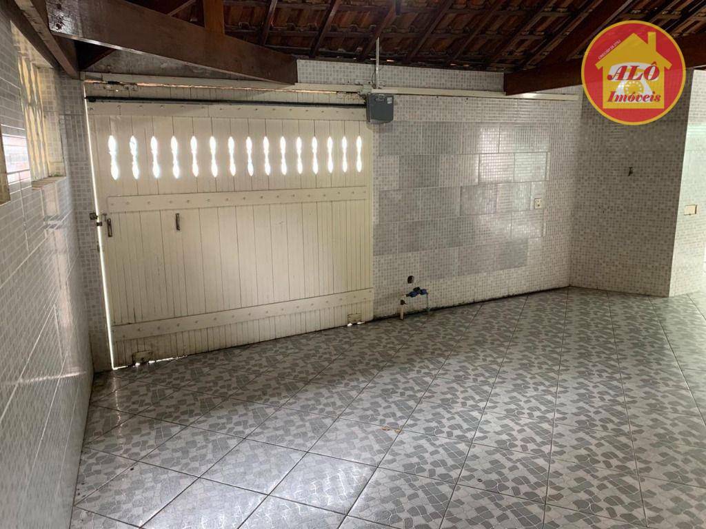 Casa à venda com 4 quartos, 200m² - Foto 14