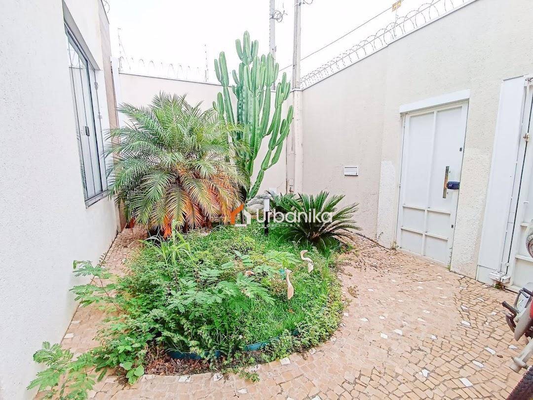 Casa, 3 quartos, 180 m² - Foto 4