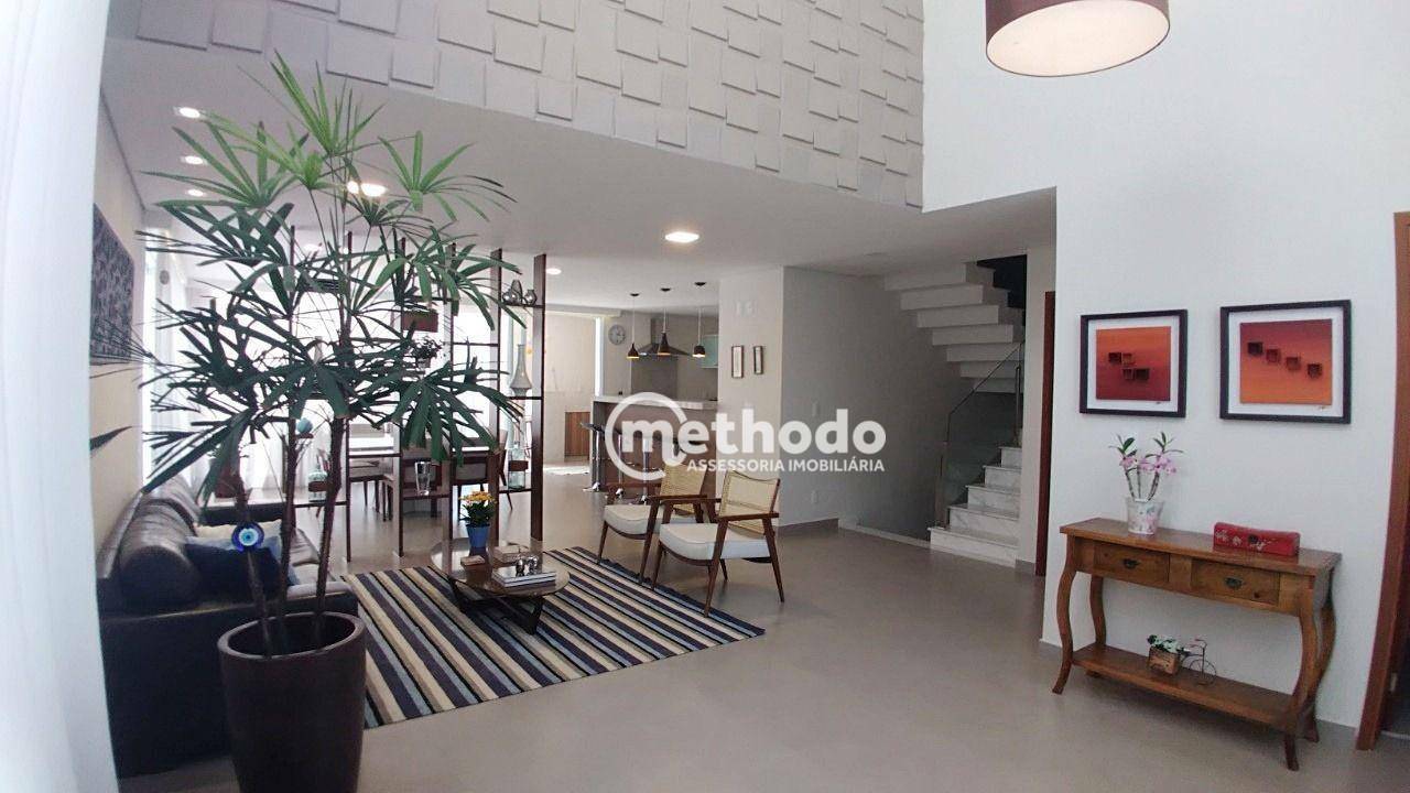 Casa de Condomínio à venda com 4 quartos, 330m² - Foto 2