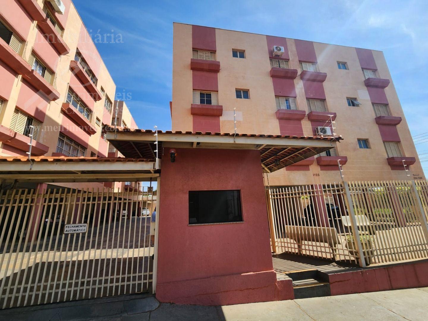 Apartamento à venda com 3 quartos, 100m² - Foto 1