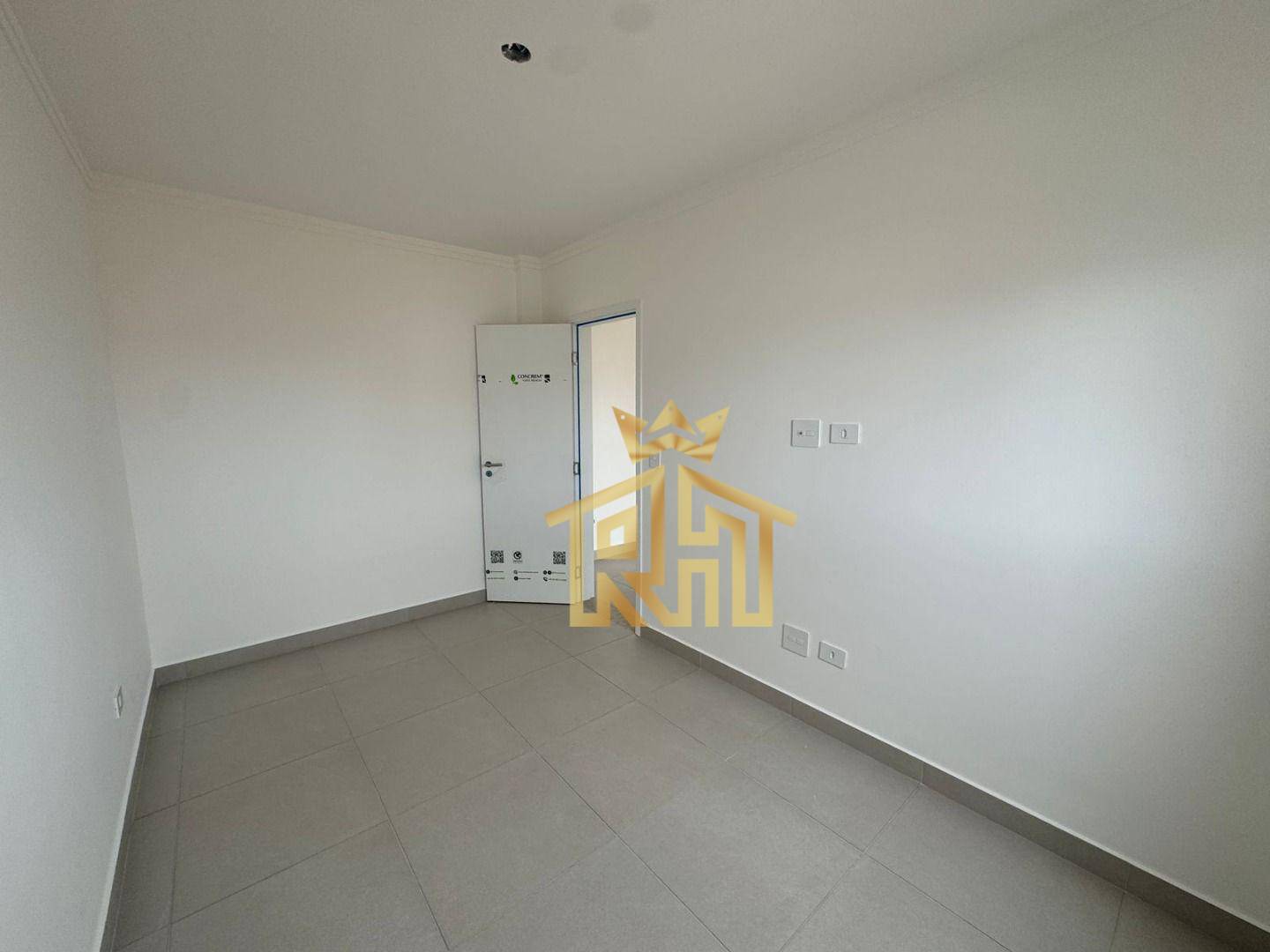 Apartamento à venda com 1 quarto, 42m² - Foto 13