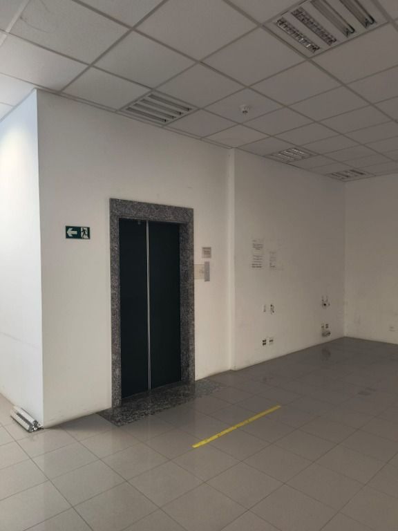 Depósito-Galpão-Armazém para alugar, 1614m² - Foto 3