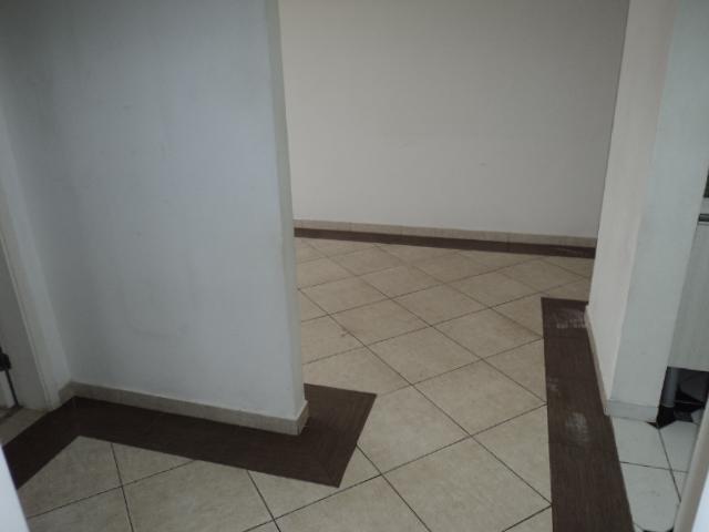 Apartamento à venda com 2 quartos, 55m² - Foto 11