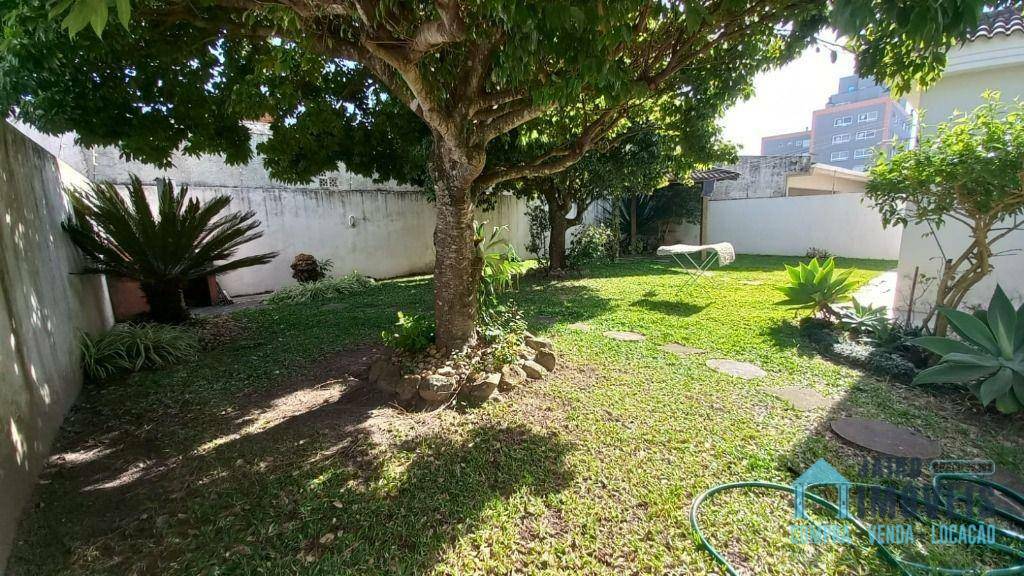 Sobrado à venda com 3 quartos, 240m² - Foto 18