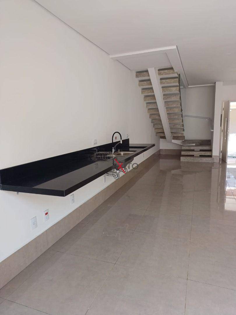 Casa à venda com 3 quartos, 173m² - Foto 6