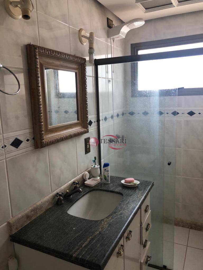 Apartamento à venda e aluguel com 3 quartos, 230m² - Foto 29