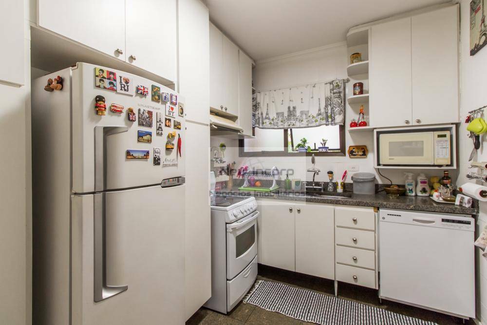 Apartamento à venda com 3 quartos, 172m² - Foto 20