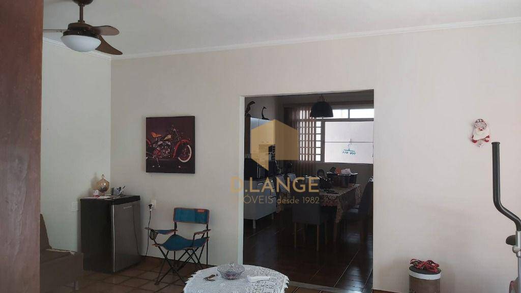 Casa à venda com 3 quartos, 198m² - Foto 16