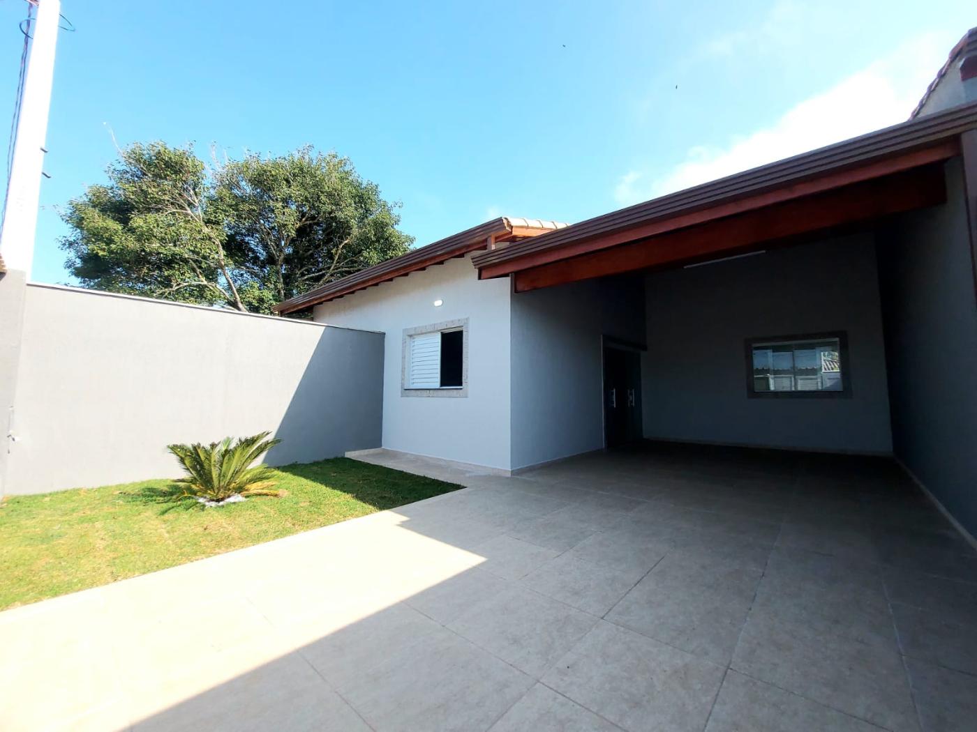 Casa à venda com 3 quartos, 95m² - Foto 1