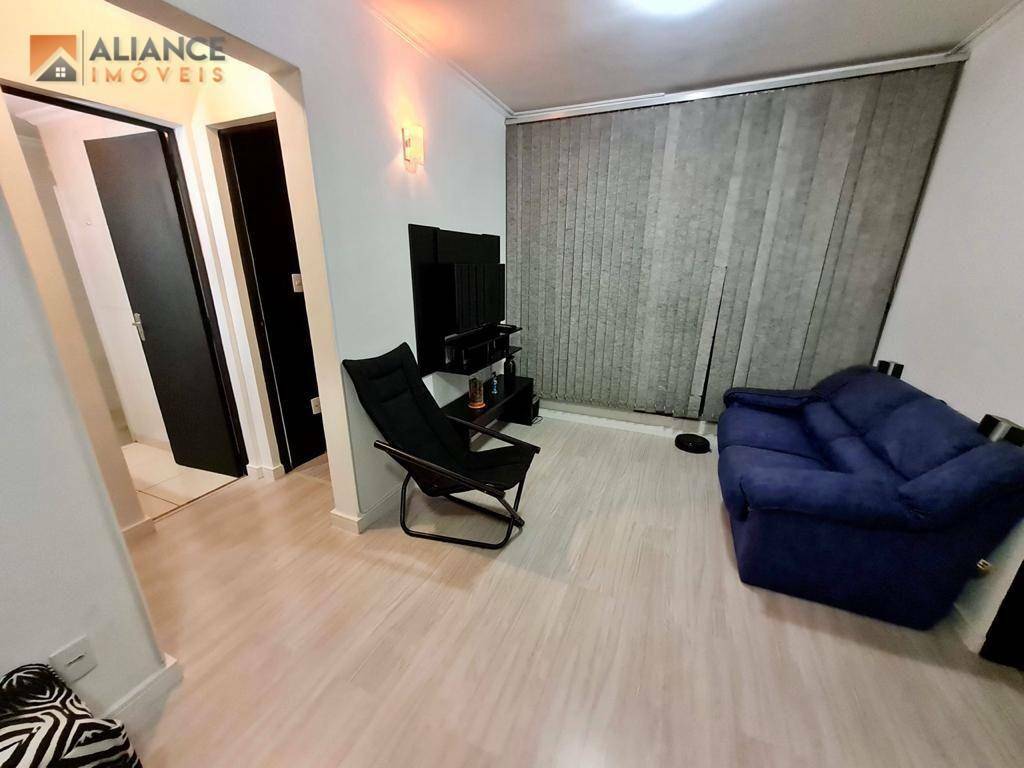 Apartamento à venda com 2 quartos, 57m² - Foto 4