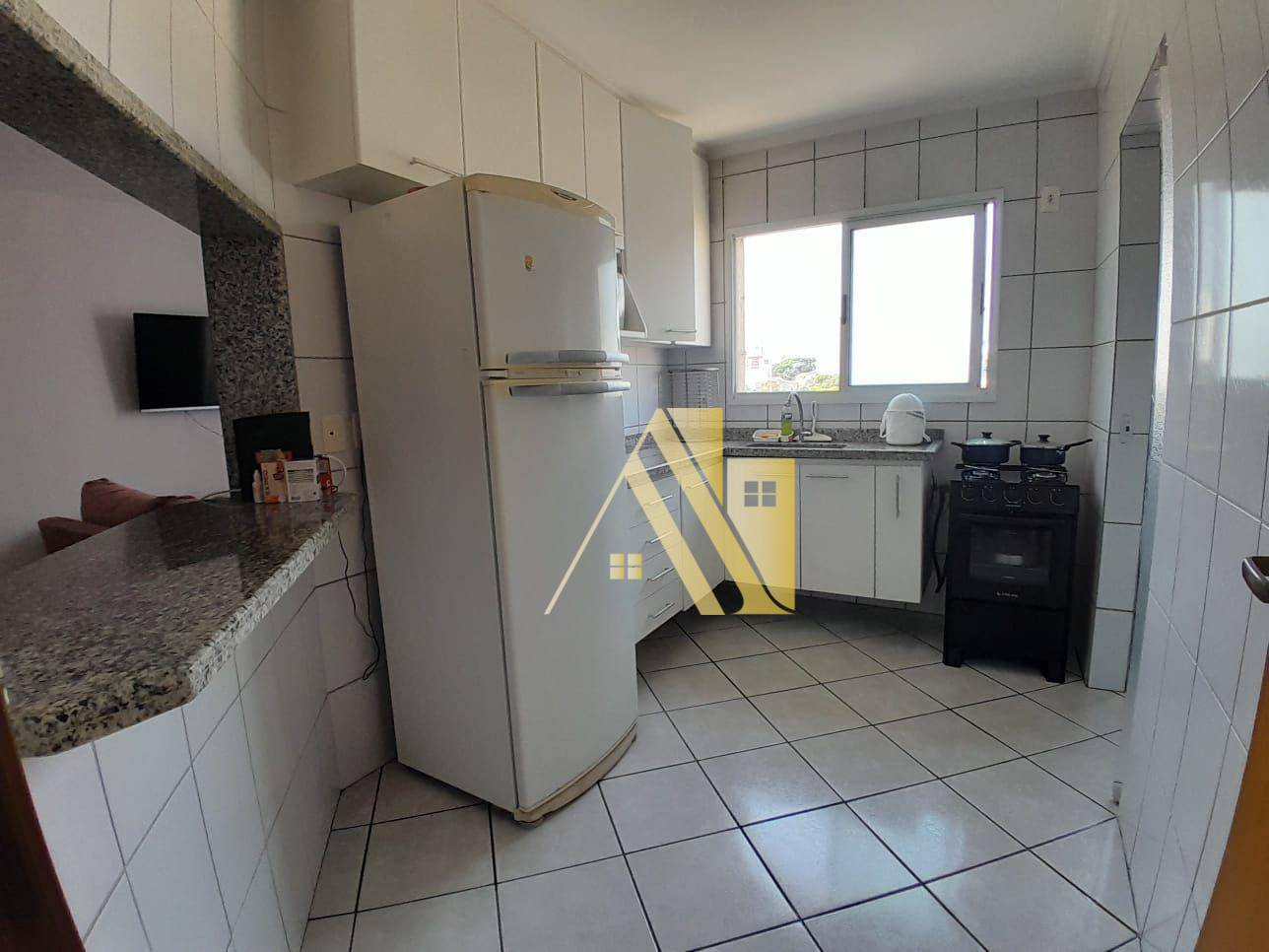 Apartamento à venda com 2 quartos, 67m² - Foto 20