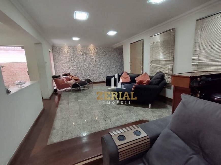 Sobrado à venda com 3 quartos, 320m² - Foto 1