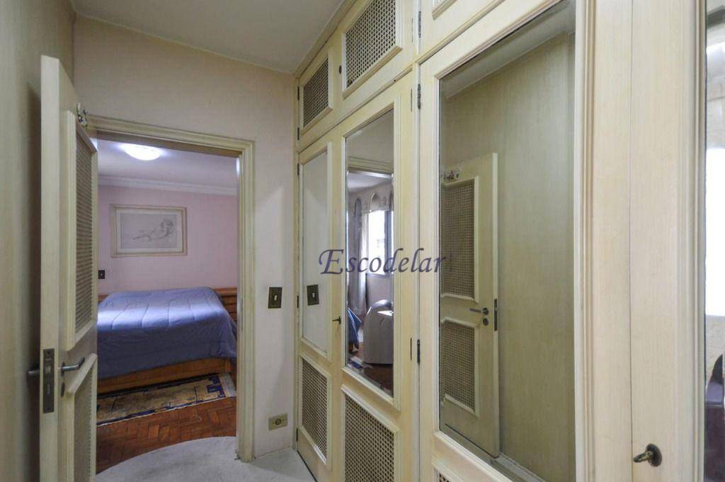 Apartamento à venda com 3 quartos, 134m² - Foto 10