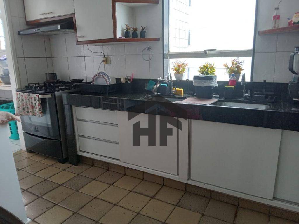 Apartamento à venda com 5 quartos, 247m² - Foto 11