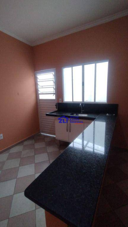 Apartamento para alugar com 1 quarto, 38m² - Foto 6