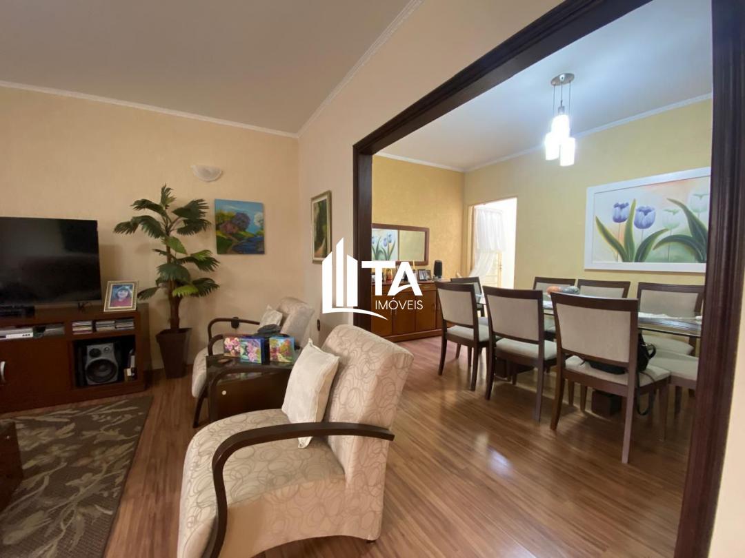 Casa à venda com 3 quartos, 180m² - Foto 7