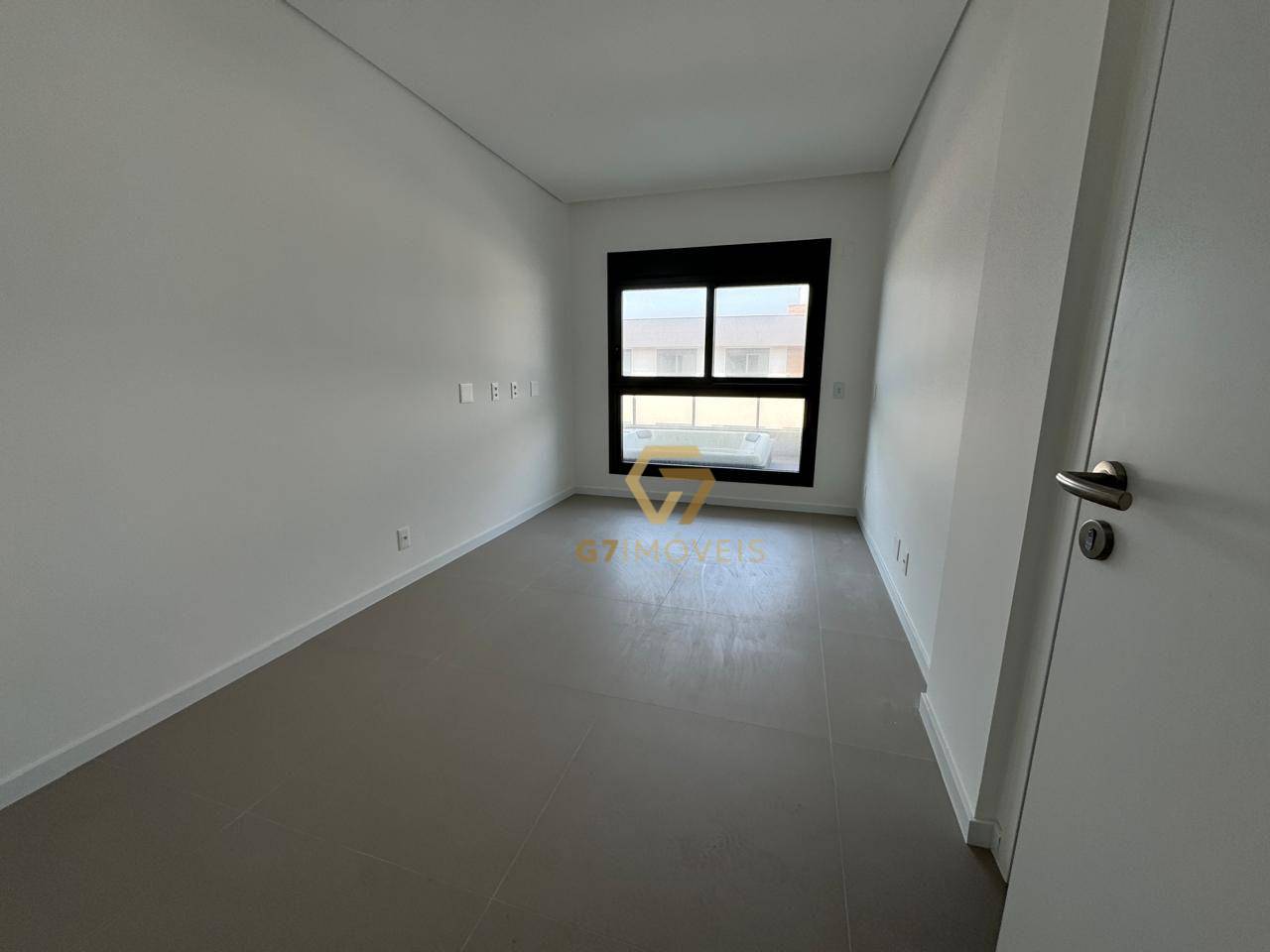 Apartamento à venda com 3 quartos, 148m² - Foto 14