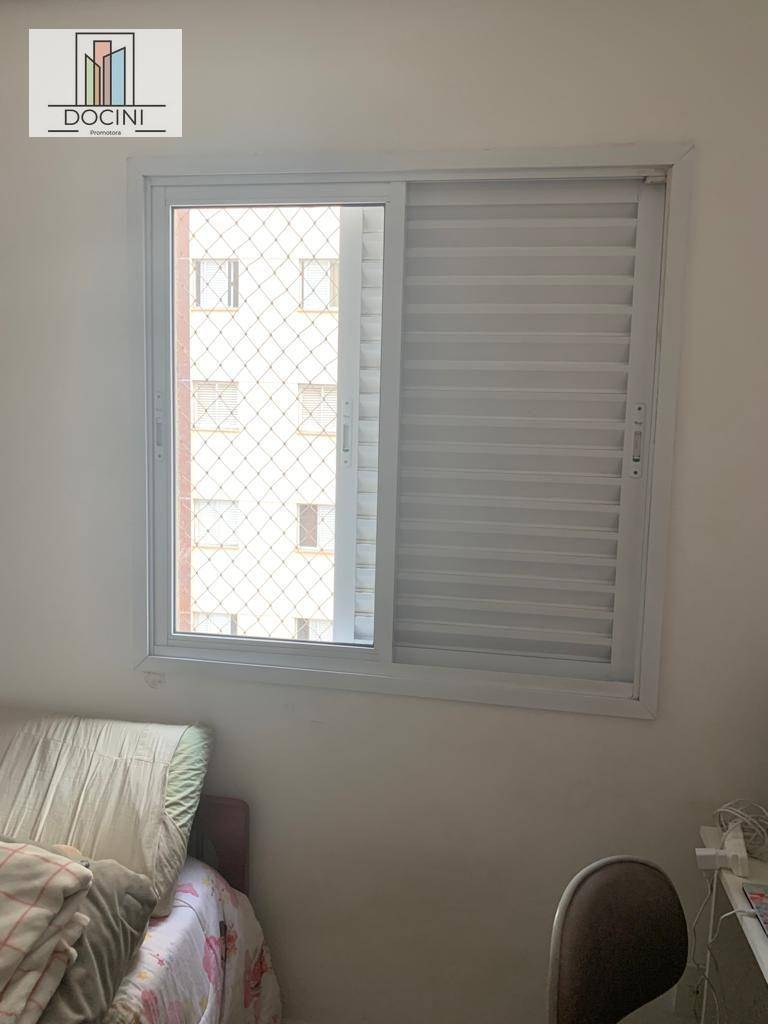 Apartamento à venda com 2 quartos, 63m² - Foto 4